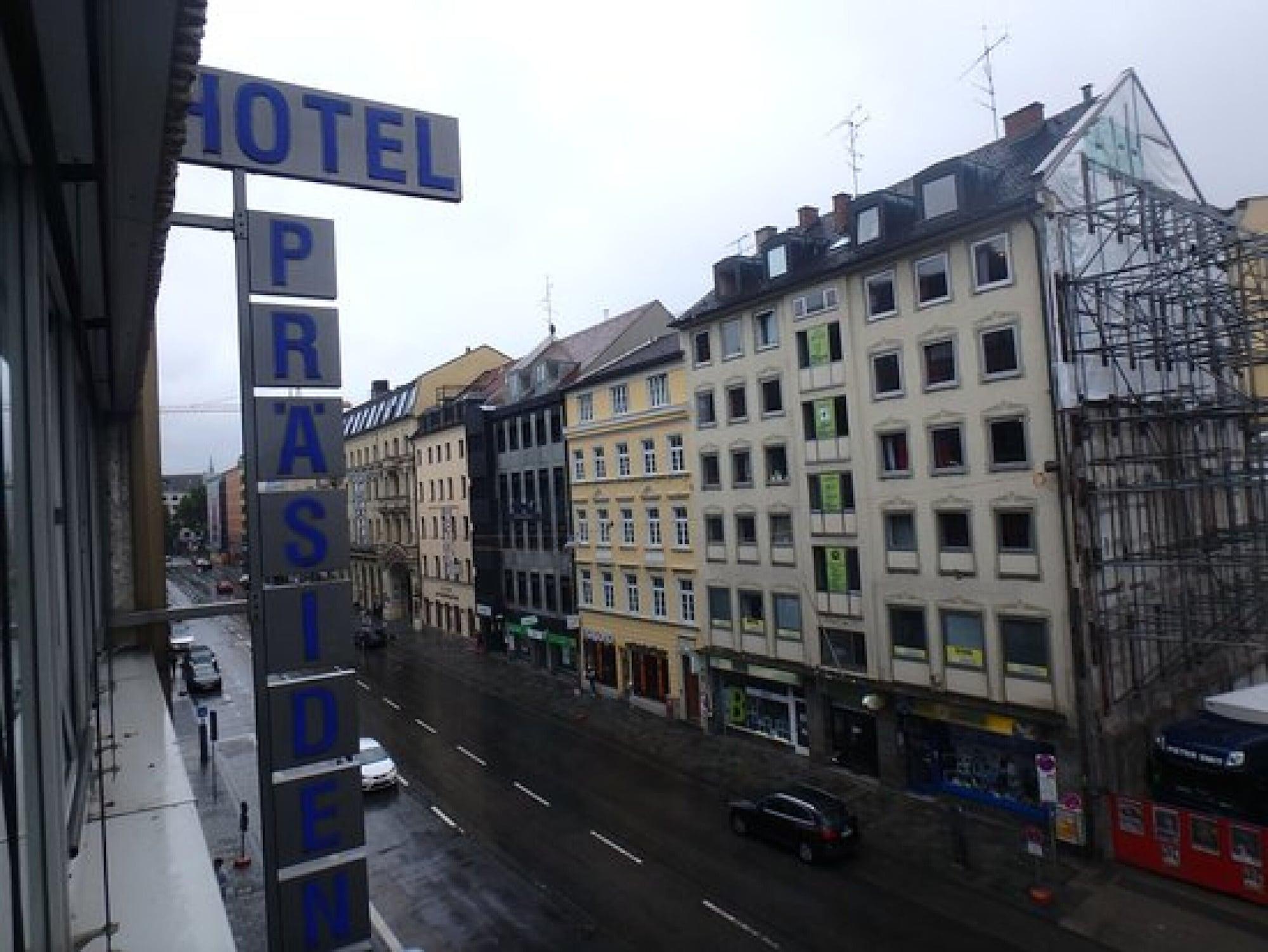 Superior Praesident 3* Munich